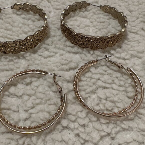 5 Pair Gold Pierced Earrings - Picture 3 of 7